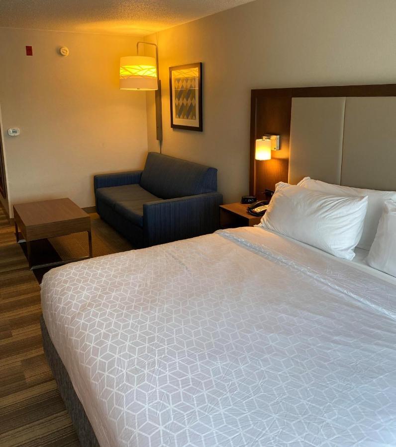 Holiday Inn Express & Suites Columbia-I-26 @ Harbison Blvd By Ihg Extérieur photo