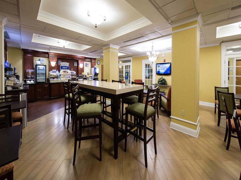 Holiday Inn Express & Suites Columbia-I-26 @ Harbison Blvd By Ihg Extérieur photo