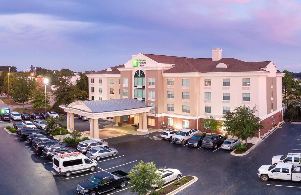 Holiday Inn Express & Suites Columbia-I-26 @ Harbison Blvd By Ihg Extérieur photo